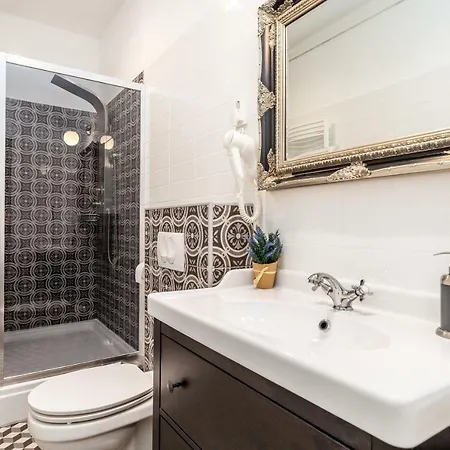 Karolina #2 Apartment *